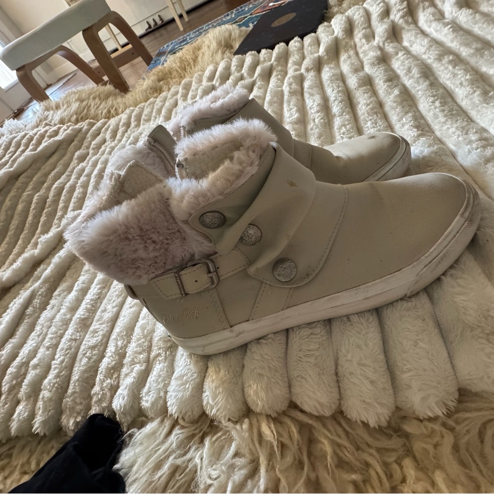 Blowfish Cream Boots with Cozy Lining